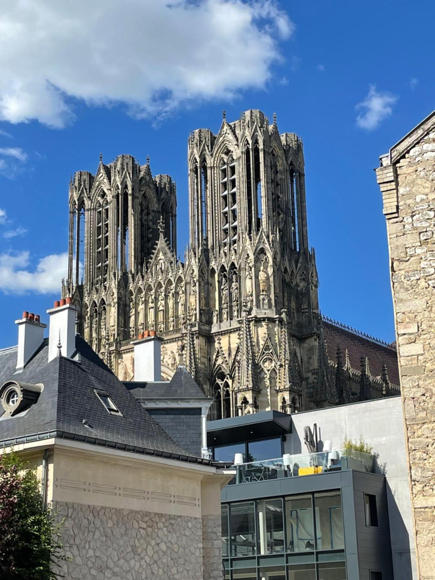 Apartament Duplex Hammam Au Pied De La Cathedrale Avec Vue Reims Zewnętrze zdjęcie